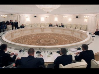 Новости Новороссии и Украины сегодня 11 февраля 2015: Минские переговоры контактной группы по Украине завершились